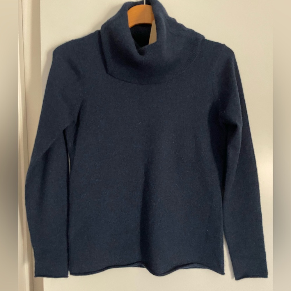 Marisa Christina Pure 2 Ply Cashmere Turtleneck Sweater Navy Blue NWT!